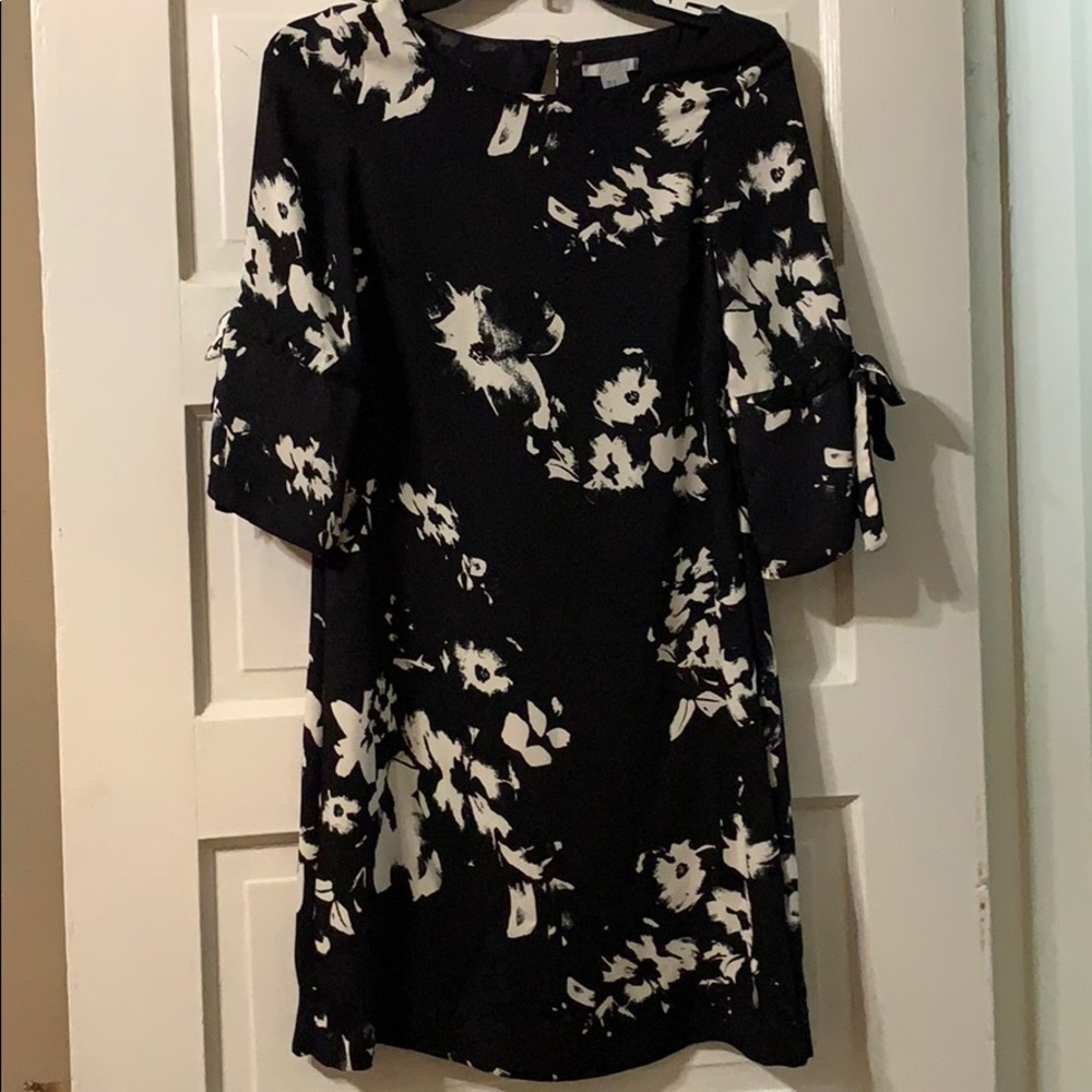 H&M / black and white floral dress